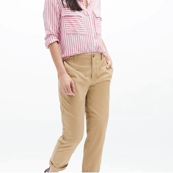 Curvy Girlfriend Chino - Picture 2 of 5